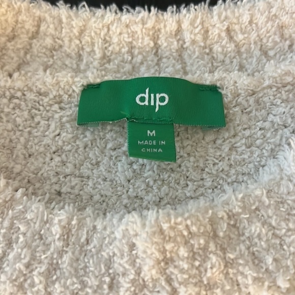 Womens dip Crewneck fuzzy sweater size M - Picture 2 of 7